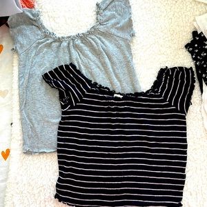 2x cute off the shoulder cropped shirts